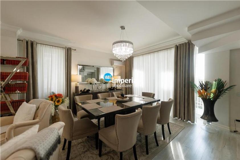 Casă individuală cu 10 camere cu Teren 500 Mp în Copou