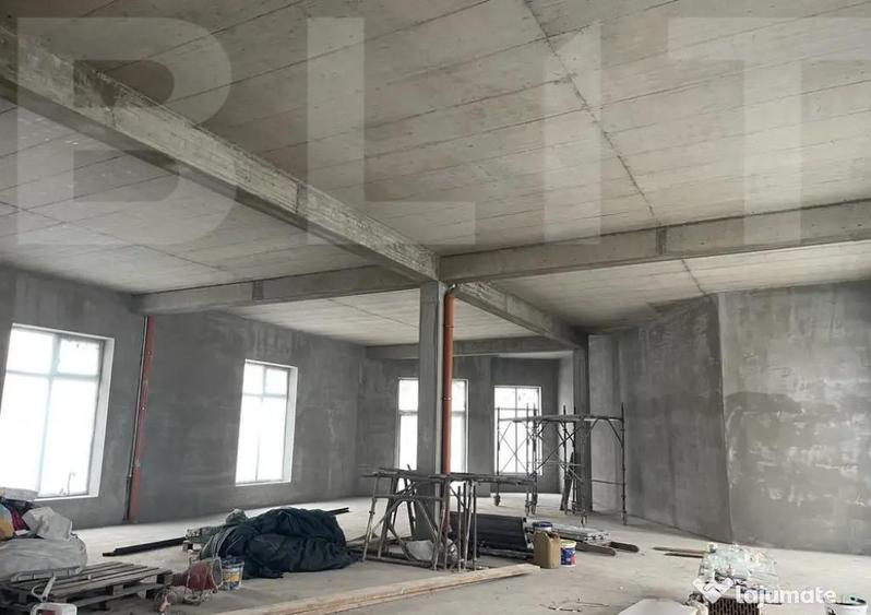 Spațiu comercial, de 500 mp, în Central