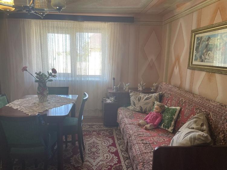 Casă cu 4 camere în Sânmihaiu Român