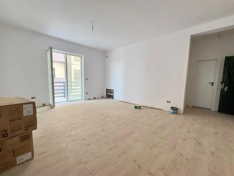Apartament cu 3 camere semidecomandat în Calea Urseni