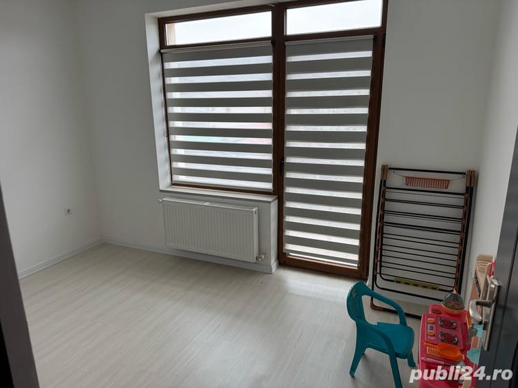 Casă cu 5 camere cu Teren 430 Mp în Gilău