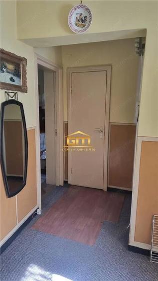 Apartament 3 camere de - Zona Traian, etaj 3 4 - 8