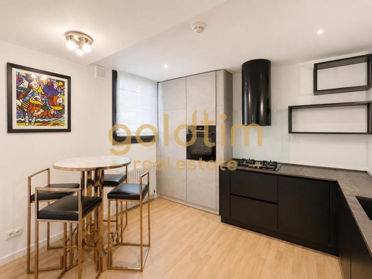 Apartament cu 3 camere semidecomandat, mobilat în Herăstrău