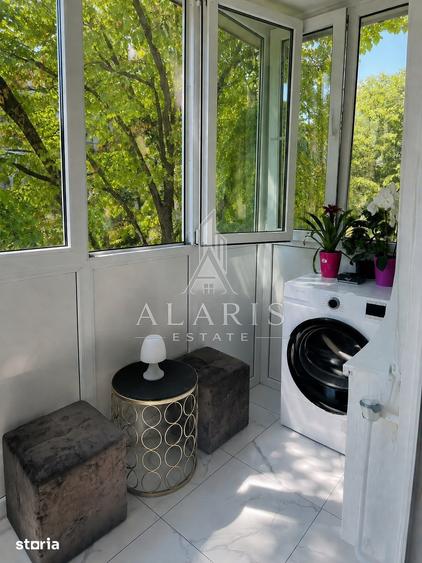 Apartament cu 3 camere semidecomandat în Circumvalațiunii