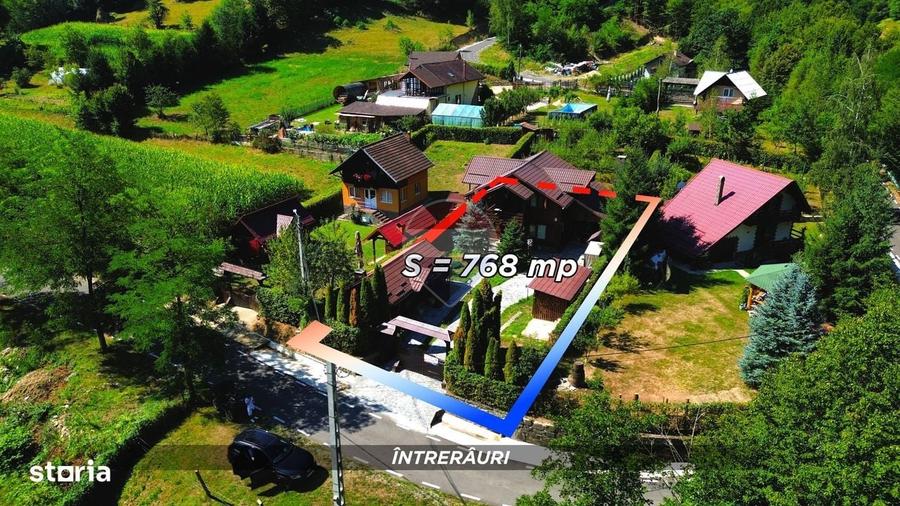 Casă cu 4 camere în Întrerâuri