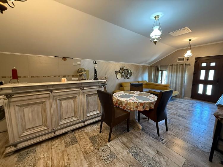 Spațiu comercial, de 385 mp, în Aiud
