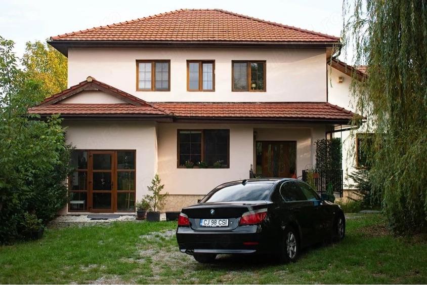 Spațiu comercial, de 444 mp, în Central