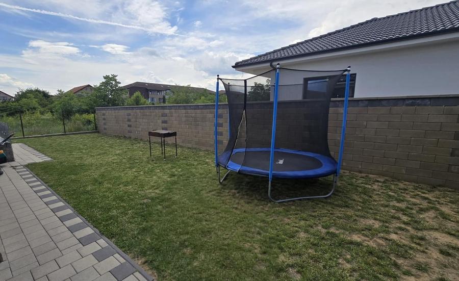 Casă individuală cu 4 camere cu Teren 400 Mp în Cetate