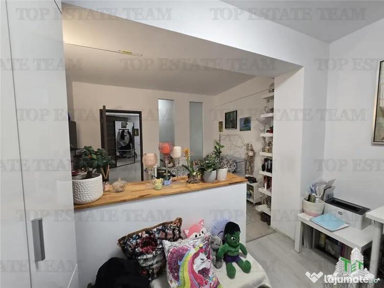 Apartament cu 3 camere decomandat, mobilat în Prelungirea Ghencea