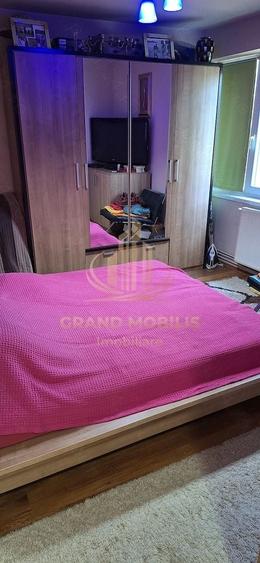 Apartament cu 2 camere semidecomandat, mobilat în Tipografilor
