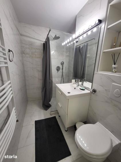 Apartament cu 2 camere decomandat în Gara de Nord