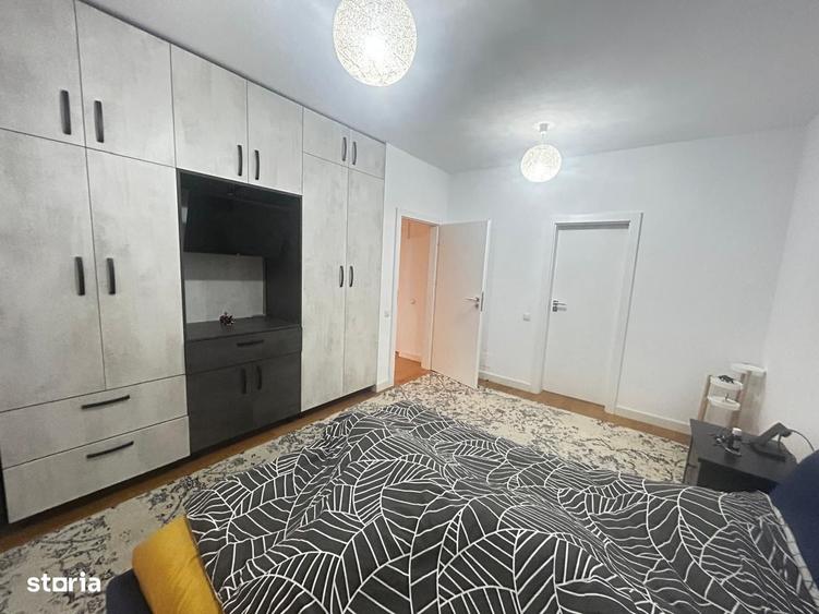 Apartament cu 3 camere, mobilat în Central