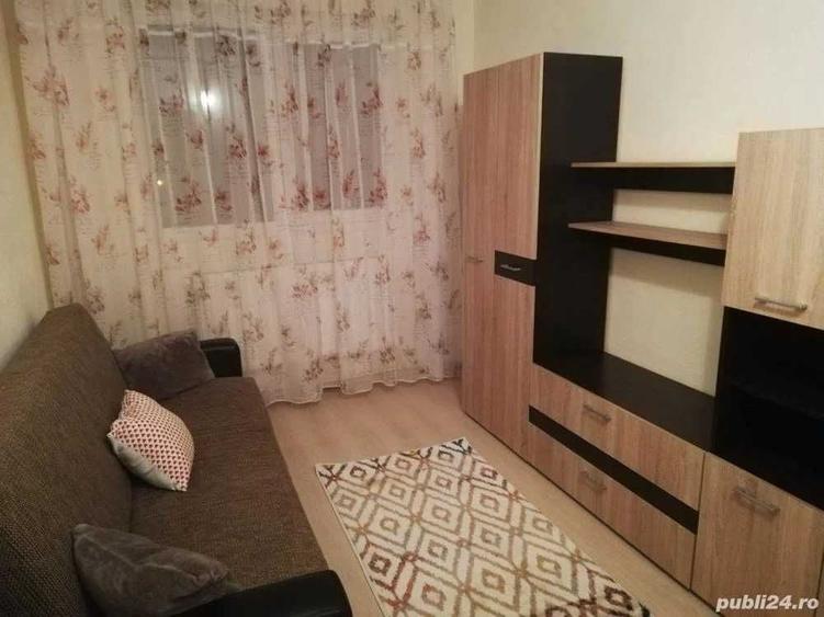 Vand apartament 3 camere, decomandat, zona Centrala, etaj 1, bloc 4 etaje. - 3