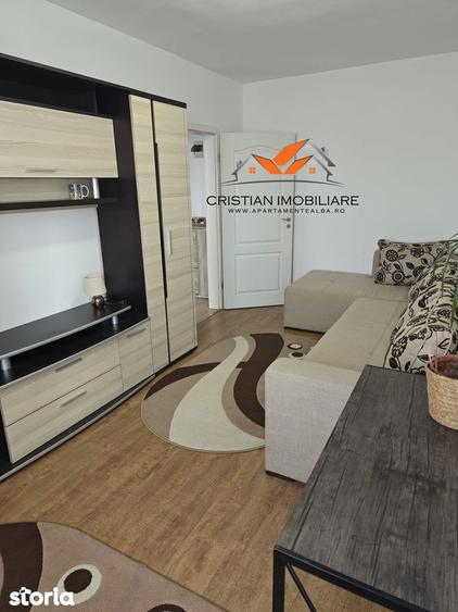 Apartament cu 3 camere în Cetate