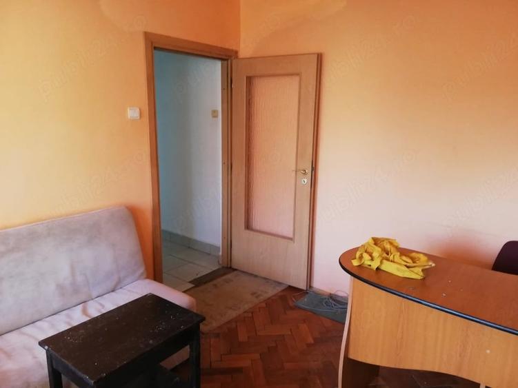 Apartament cu 2 camere semidecomandat în Șagului