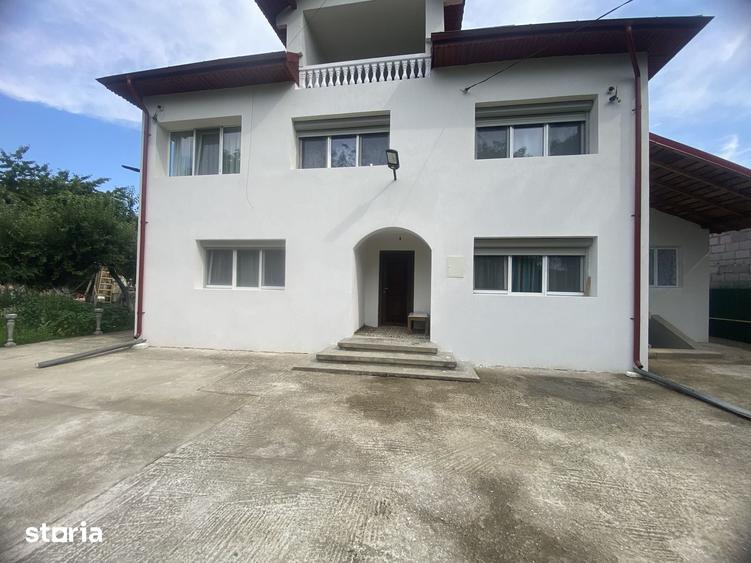 Oaza de liniste si verdeata! Vanzare casa cu 5 camere in Pucioasa - 9