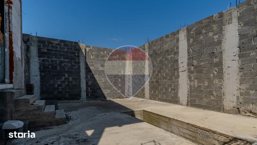 Casă cu Teren 929 Mp în Tărlungeni