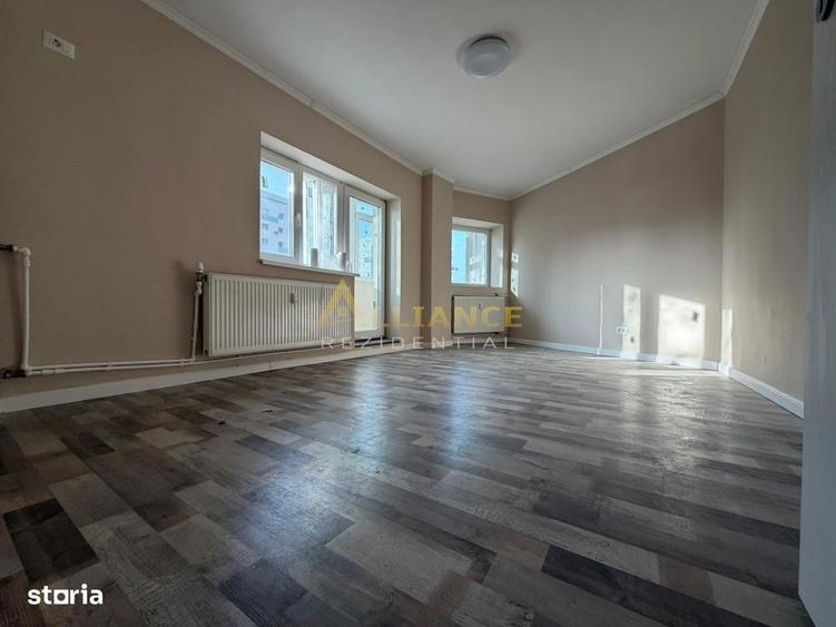 Apartament cu 3 camere decomandat în Apărătorii Patriei