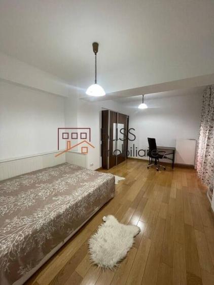 Apartament cu 3 camere semidecomandat în Aviației