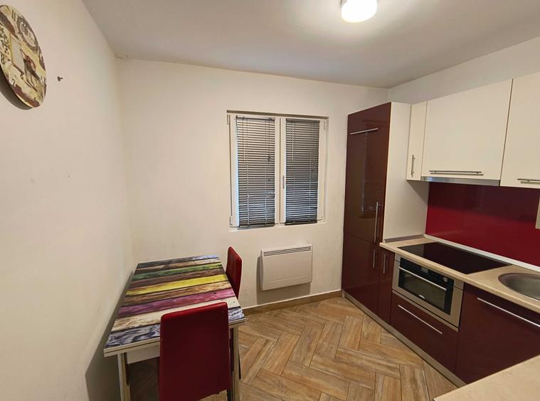 Garsonieră decomandată în Dacia