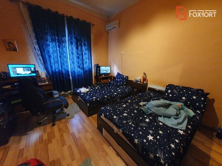 Apartament cu 3 camere nedecomandat, mobilat în P-ța Maria
