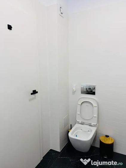 Apartament cu 2 camere semidecomandat în Exterior Vest