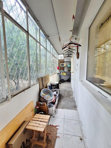 Apartament cu 4 camere semidecomandat, mobilat în Tomis III