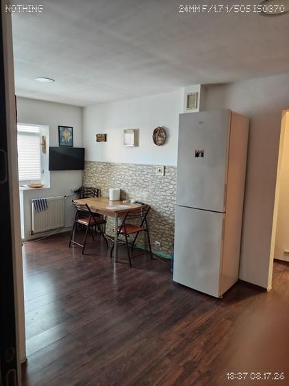 Apartament cu 2 camere decomandat în Runcu