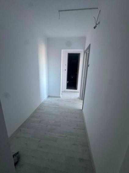 Apartament cu 3 camere decomandat în Micro 14