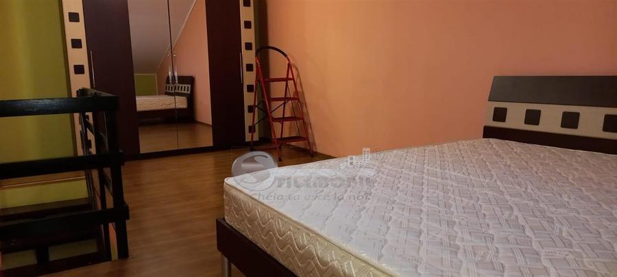 Apartament cu 2 camere semidecomandat, mobilat în Nicolina