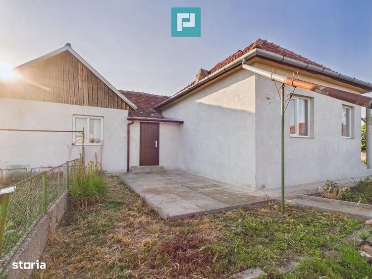 Casă cu 4 camere în Central