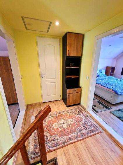 Casă cu 3 camere în Central