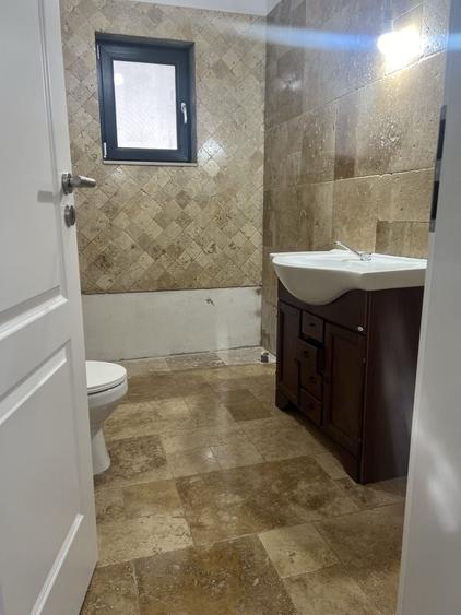 Casă cu 3 camere în Remetea Mare