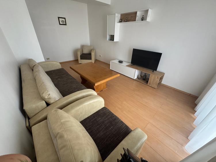 Apartament cu 2 camere decomandat, mobilat în Trocadero — fotografia 1