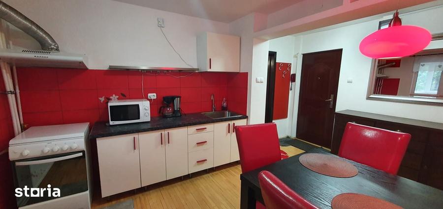 Apartament cu 2 camere decomandat în Rahova
