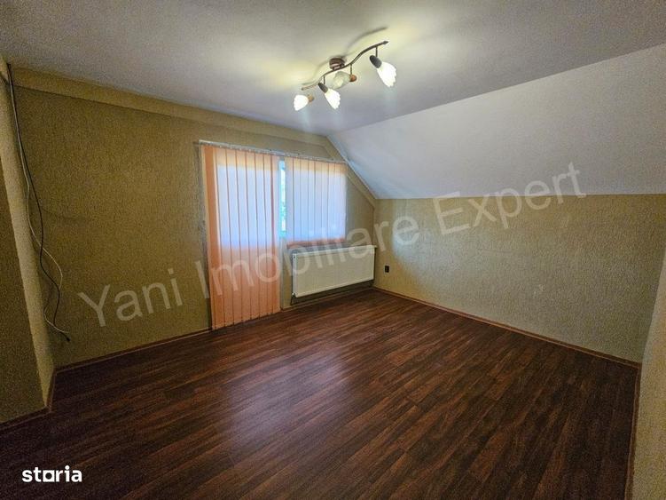 Casă cu 4 camere în Curtea de Argeș