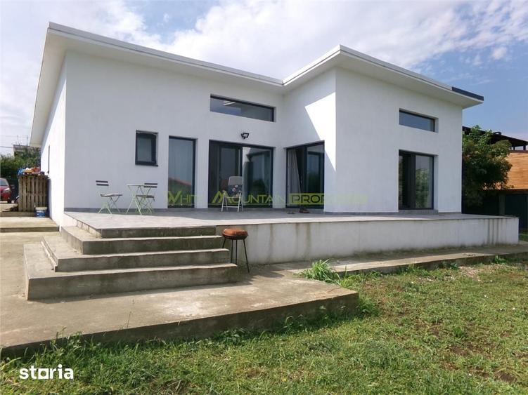 Casă cu 5 camere cu Teren 950 Mp în Ghermănești