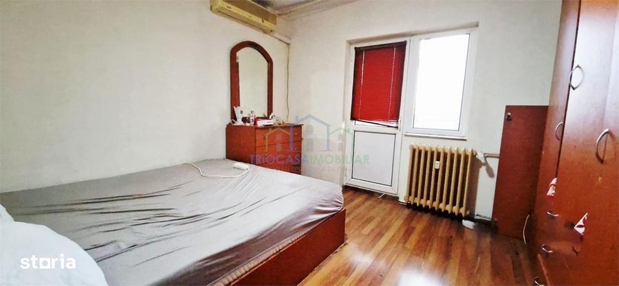 Apartament cu 4 camere decomandat în Central