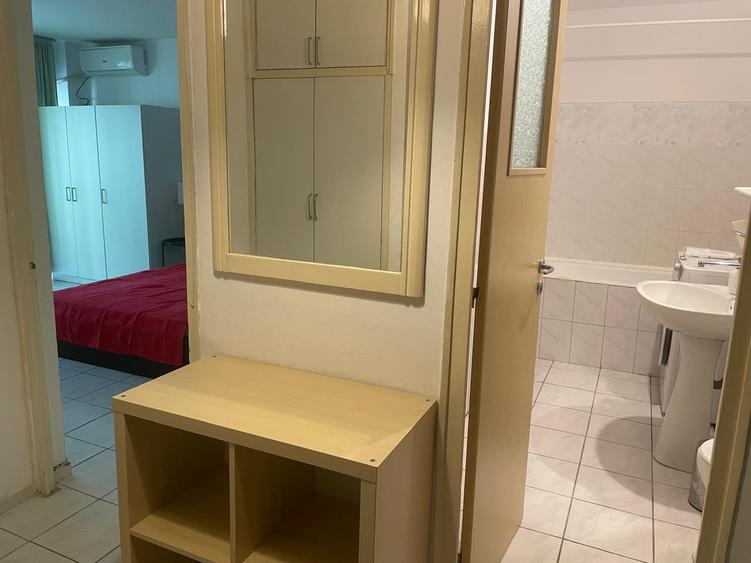 Garsonieră decomandată în Vitan Mall