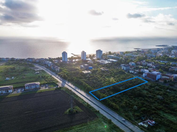 Teren Construcții intravilan de 7000 mp, în Central