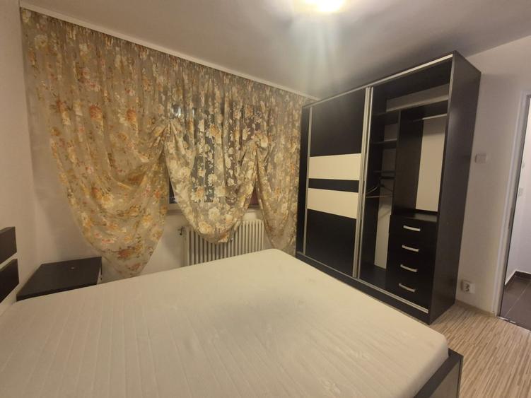 Apartament cu 2 camere decomandat în George Enescu