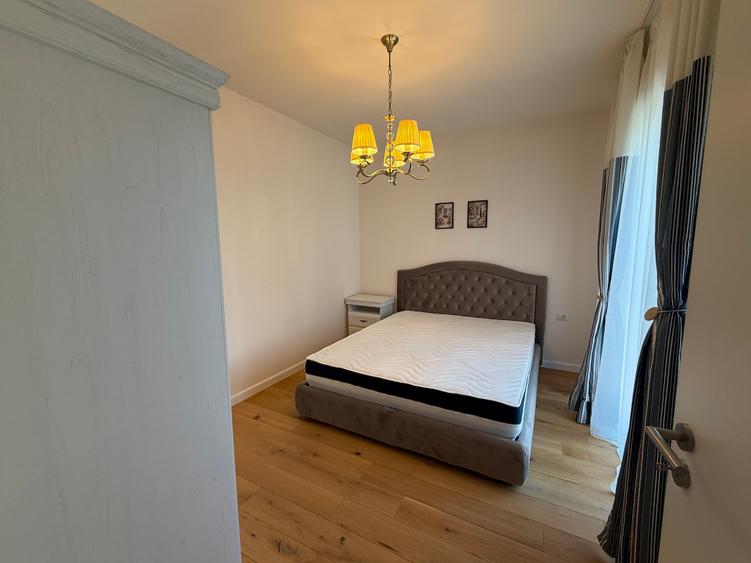 Apartament cu 3 camere în Sisești