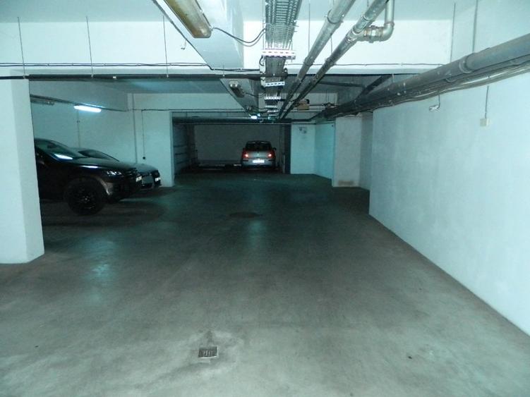 Apartament cu 4 camere decomandat, mobilat în Pache Protopopescu