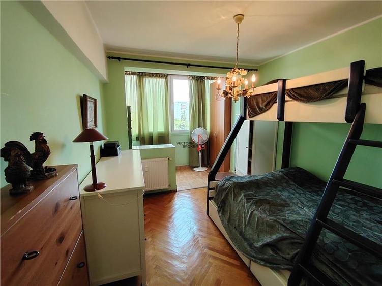 Apartament 3 camere zona Calea Grivitei Podul Grand - 9
