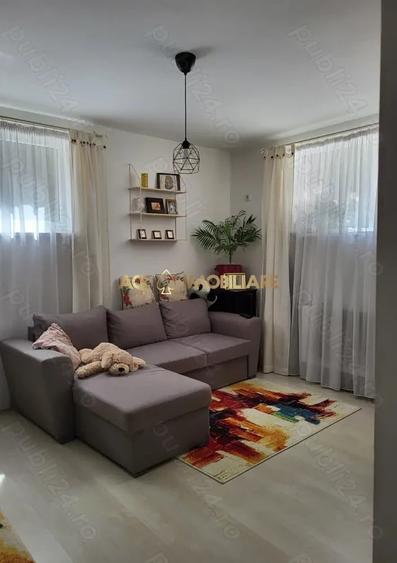 Apartament cu 3 camere decomandat, mobilat în Titan