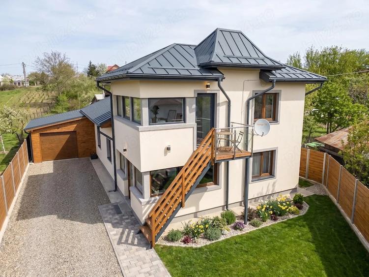 Casă cu 6 camere cu Teren 1700 Mp în Buturugeni