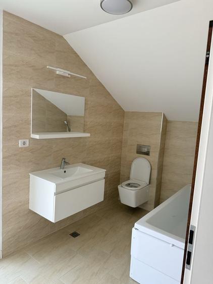 Casă cu 3 camere cu Teren 517 Mp în Păulești