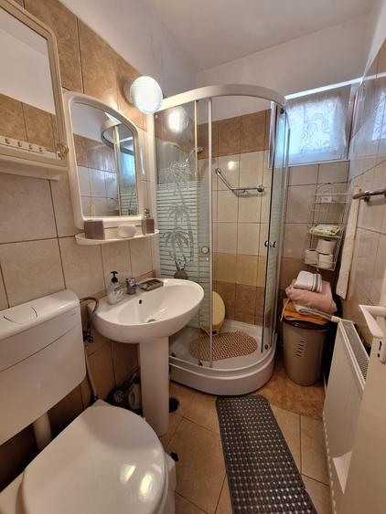 Apartament cu 3 camere decomandat în Vasile Aaron