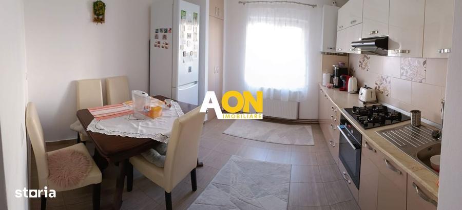 Apartament cu 2 camere, mobilat în Cetate