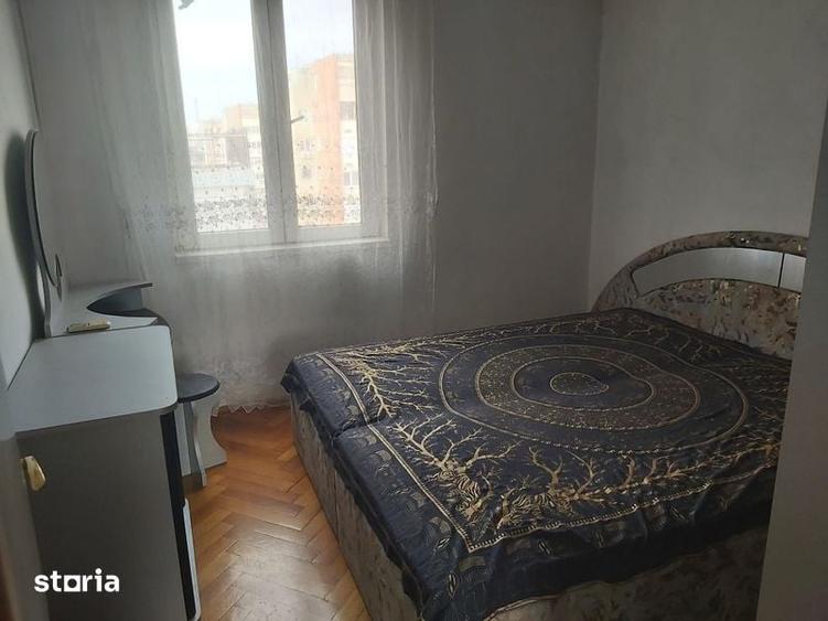 Apartament cu 3 camere decomandat în Salca